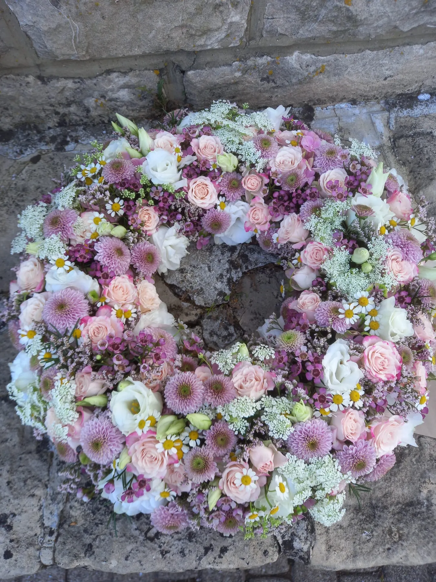 Composition florale pour événement - mariage, baptême, communion, deuil