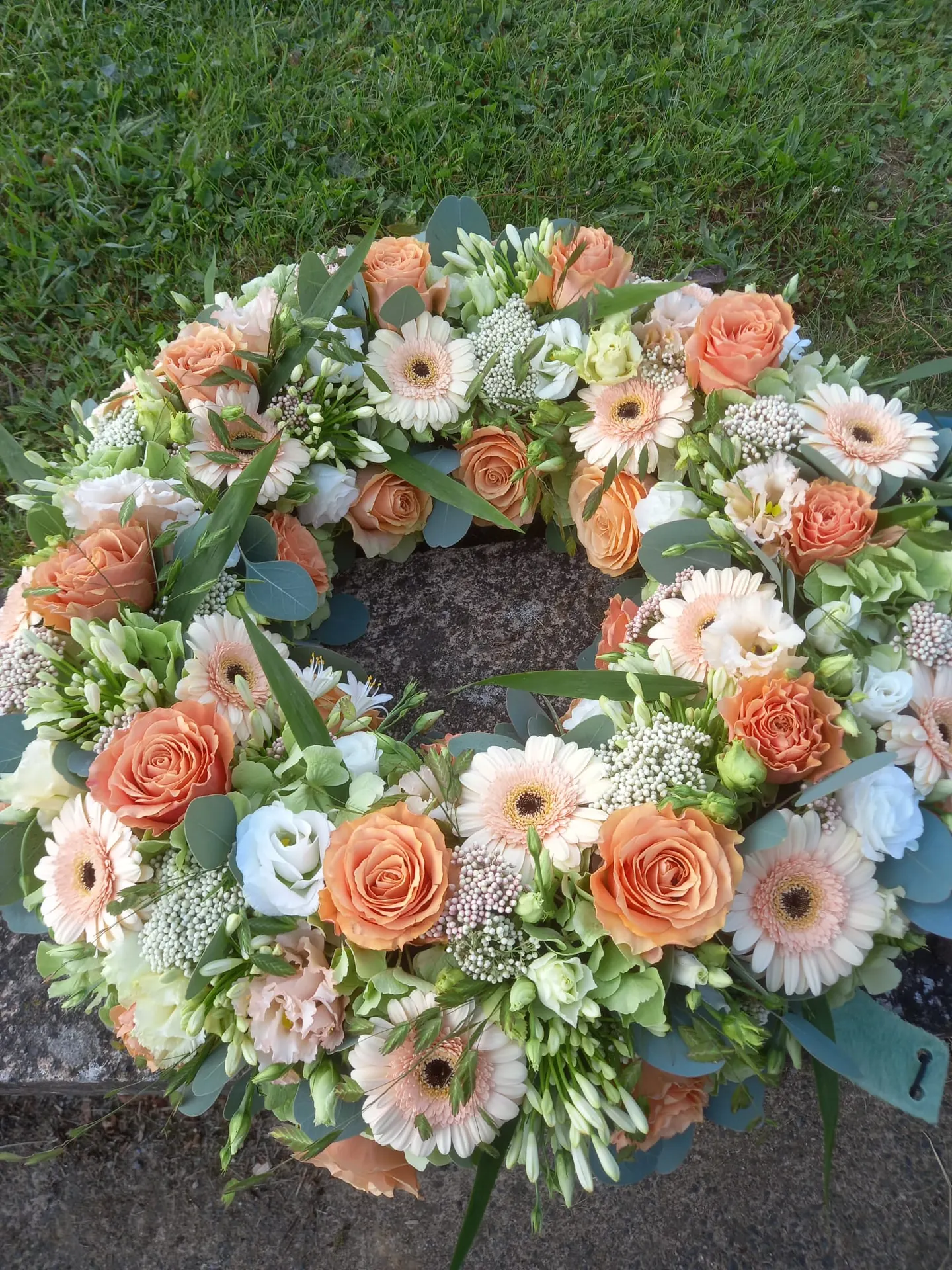 Composition florale pour événement - mariage, baptême, communion, deuil